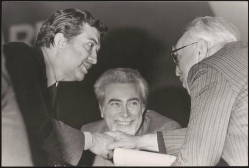 Franco Evangelisti shakes hands with Amintore Fanfani 