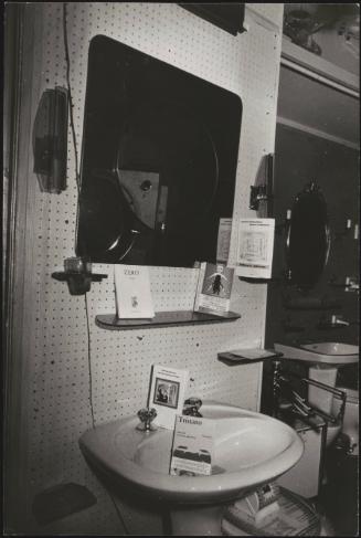 Bookshop bathroom in Orvieto, central Italy