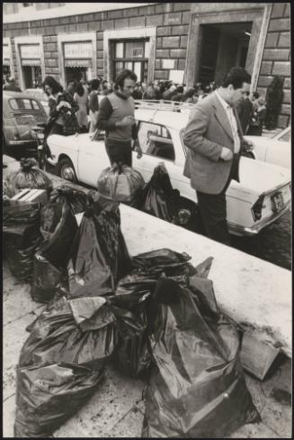 Garbage piles on the street during a bin men strike