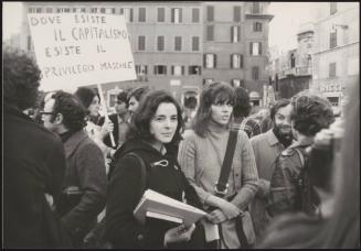 Jane Fonda with women demonstrating for equal rights in Rome
