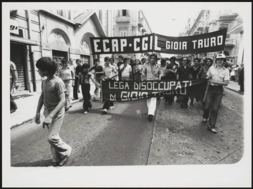 Trade unions from the ports in Gioia Tauro marching during an Anti Mafia protest