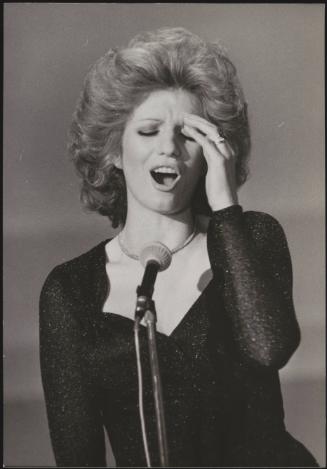 Pop star Iva Zanicchi 