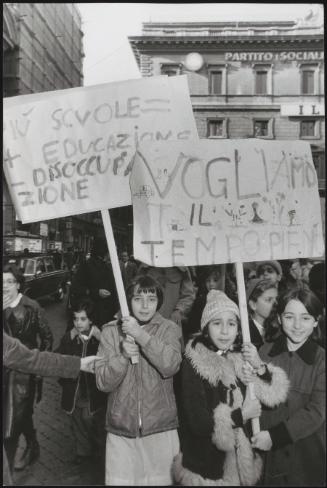 Demonstration by school children for better education outside the PSI headquarters in Rome