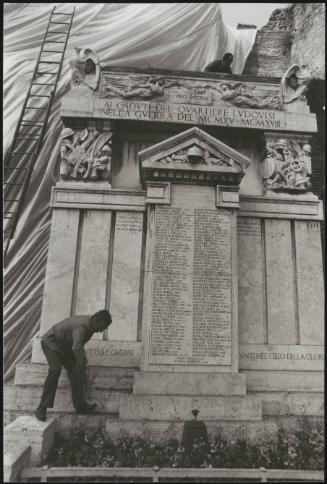 The logitics of constructing The Wall – Wrapped Roman Wall, Via Veneto and Villa Borghese, Rome, Italy, 1973-74. By artists Christo and Jeanne-Claude