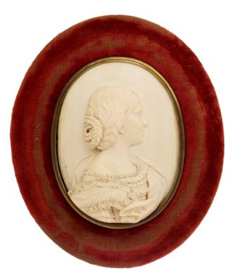 Portraits of Two Ladies (with 107074)