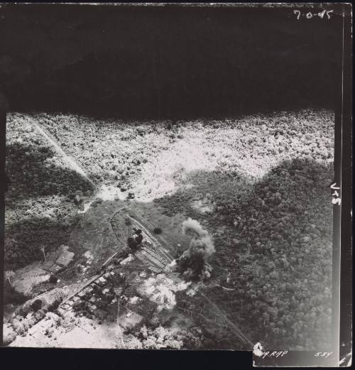loose photos of an airman part of the 400th Bomber Squadron