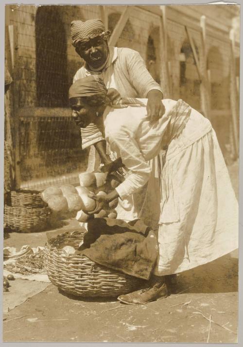 Selling Bread, Curacao
