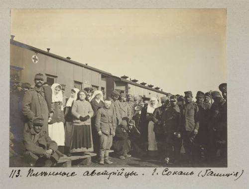 Captive austrians in Sokal ( Galicia)