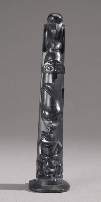 Model Totem Pole