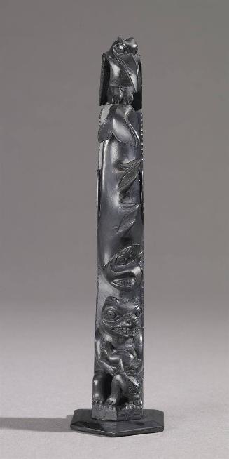 Model Totem Pole