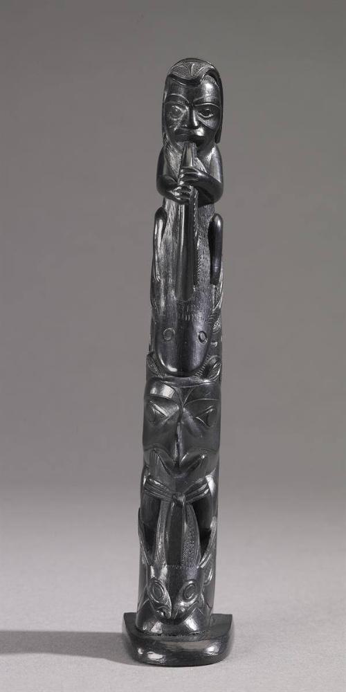 Model Totem Pole