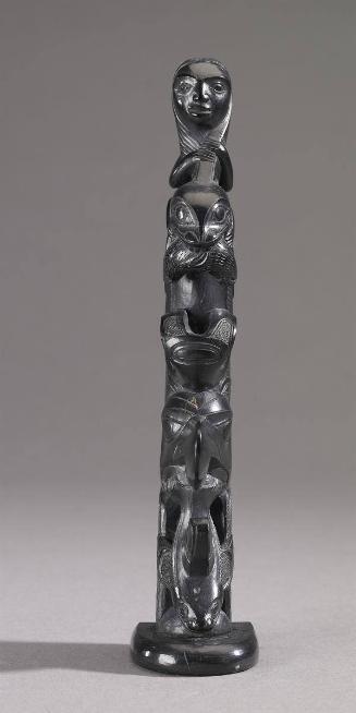 Model Totem Pole