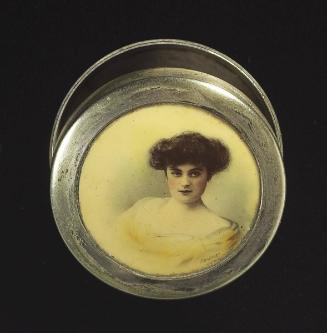 Box: Lid inset with portrait of young woman