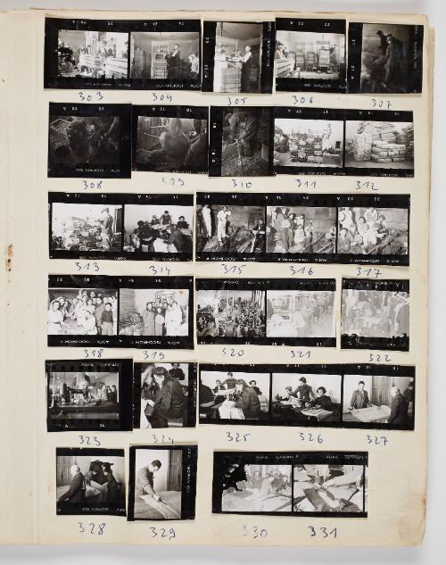 Lodz Ghetto Folio - page 9