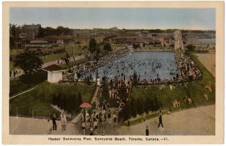 Heated Swimming Pool: Sunnyside Beach, Toronto, Canada