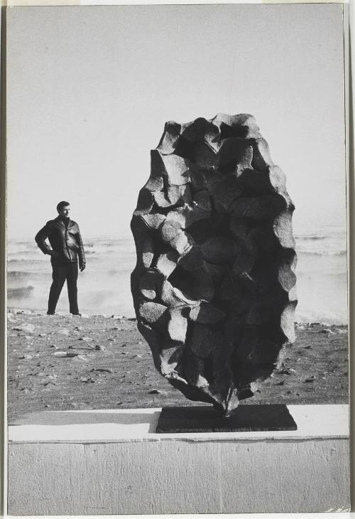 Arthur Handy (on the beach with sculpture)