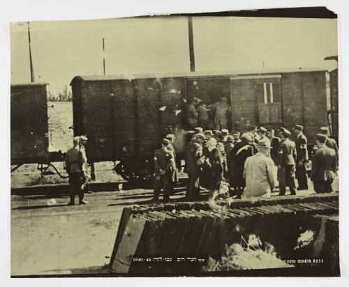 Mass deportation, residents boarding freight wagons to Auschwitz at the Radogoszcz station