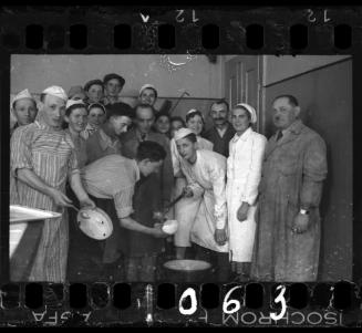 Managers and workers in the hospital kitchen