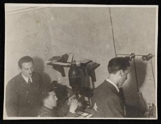 Henryk Ross and co-workers in photo developing lab