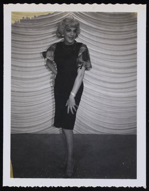 [Susanna posing in front of curtains, Chevalier d'Eon, Hunter, NY]
