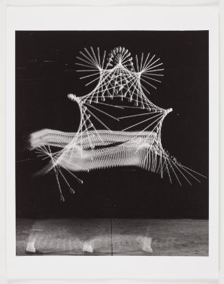 Ghost Feet Baton 5302