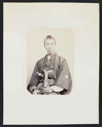 196. Ya-no riro bé-yé (19 ans) Officier de 2e classe en Interprète pour le francais et l'anglais de l'Ambassade du Taiconne du Japon à Paris, frontal