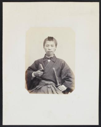 210. Ok kotsou watari (17 ans) Coiffeur des Officiers de l'Ambassade du Taiconne du Japon à Paris, frontal