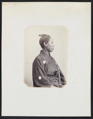 209. Mi-yaké Hidzou (16 1/2 ans) fils du Docteur Mi-ya-ké, serviteur du permier Secrétaire de l'Ambassade du Taiconne du Japon à Paris, profile