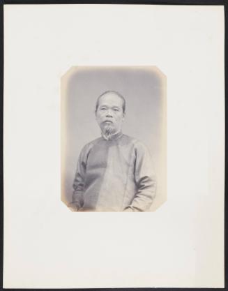 Ambassade Cochinchinoise à Paris. 149. Ta hue Ké (50 ans) Secrétaire de Ministère des Finances - Frontal