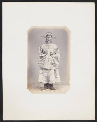 Ambassade Cochinchinoise à Paris. Seated. 144. Ngug-kai-dan (48 ans) 3e Ambassadeur, Secrétaire du Ministère de la Justice