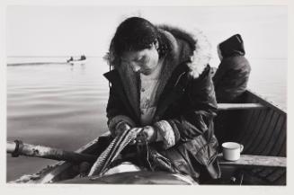 Nilaulaq fingerweaving on the way to Netsilik River camp