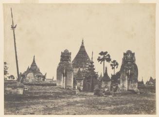 Pugahm Myo. Entrance to the Shwe Zeegong Pagoda