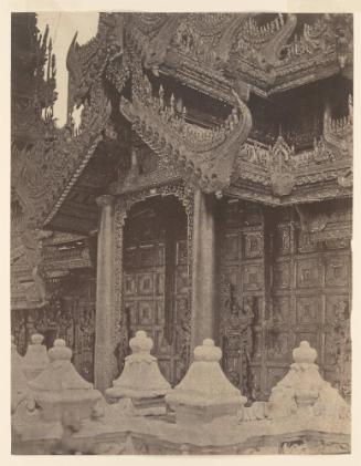 Amerapoora. Doorway of Pyathat on East of Maha-Too-Lo-Bounghian Kyoung