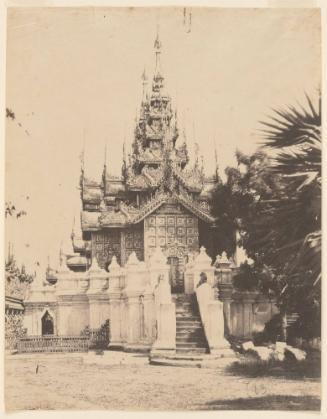 Amerapoora. Pyathat on East of (Maha-too-lo-Bounghian)