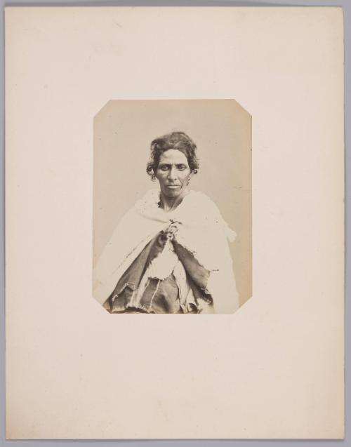 267. Abdjeïa bente Balguacime (48 years old) Arab woman of the Ilbarnia tribe (Constantine province). Height: 1m, 67cm – Black hair and eyes (Arab father and mother). Photographed in Paris.