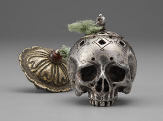 Silver Memento Mori Scent Capsule in the Form of a Skull